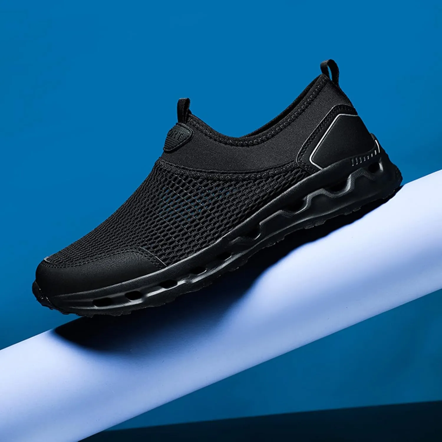 Breathable Diabetic Shoes for Men Lightweight Breathable Slip on Running Shoe Lightweight Elderly Slip on Shoes
