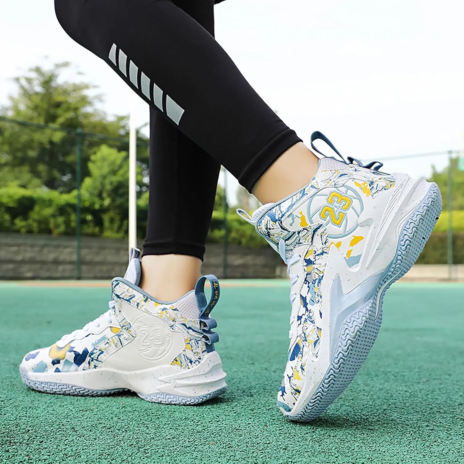 Kids Basketball Shoes High Top Youth Fashion Sneakers Girls Casual Sports Basketball Shoes Breathable Comfortable Boys Sneakers for Big Kids