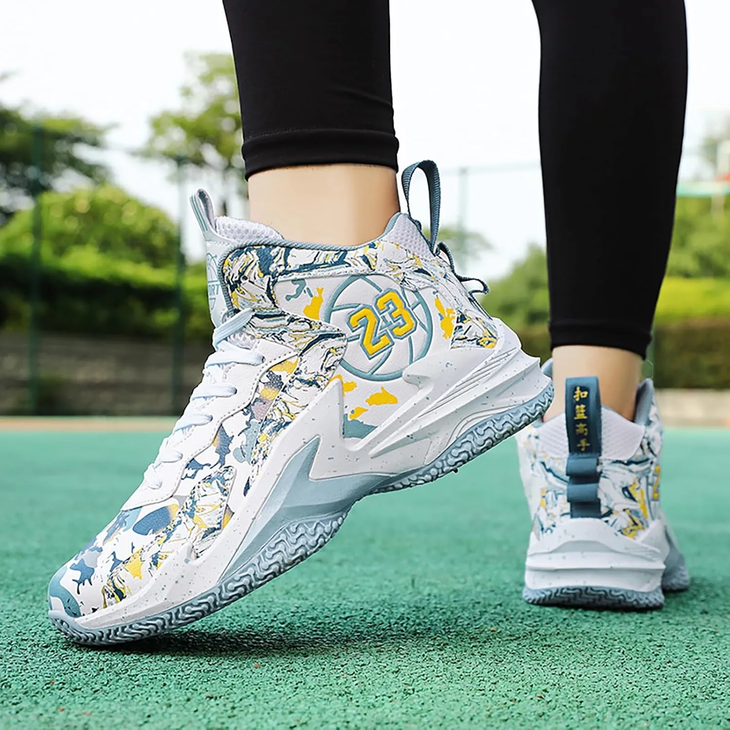 Kids Basketball Shoes High Top Youth Fashion Sneakers Girls Casual Sports Basketball Shoes Breathable Comfortable Boys Sneakers for Big Kids