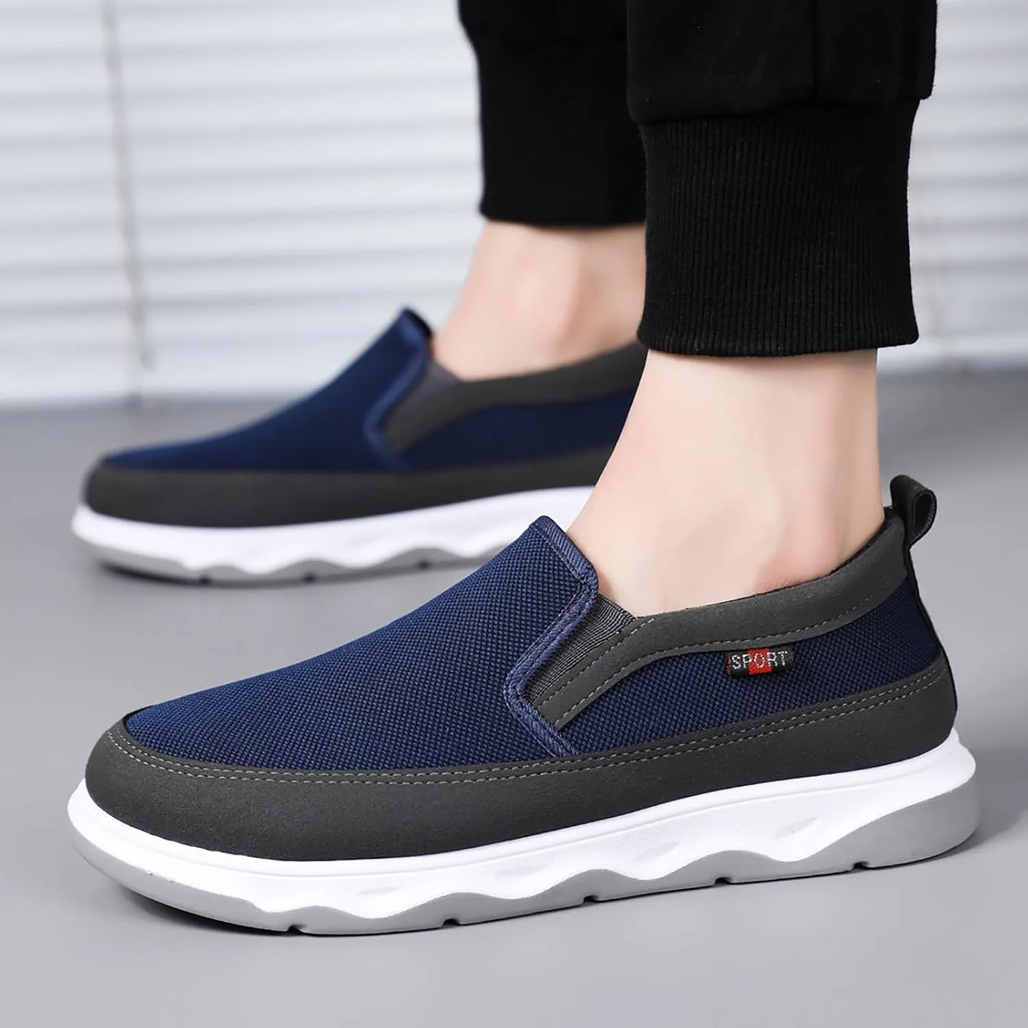 Lightweight Diabetic Shoes for Men Lightweight Breathable Slip on Running Shoe Lightweight Elderly Slip on Shoes