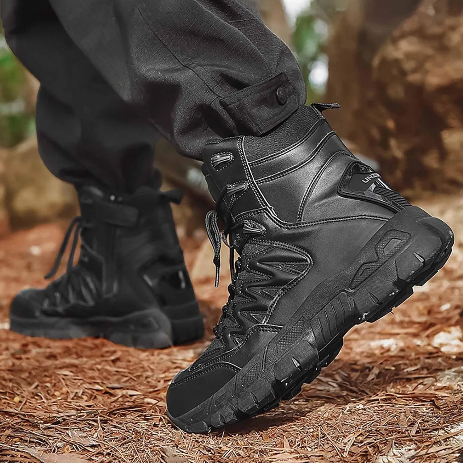 Lightweight Military Boots, Durable Army Combat Boots with Sports Socks Outdoor Army Hunting Jungle Hiking Boots Men's Military Tactical Boots