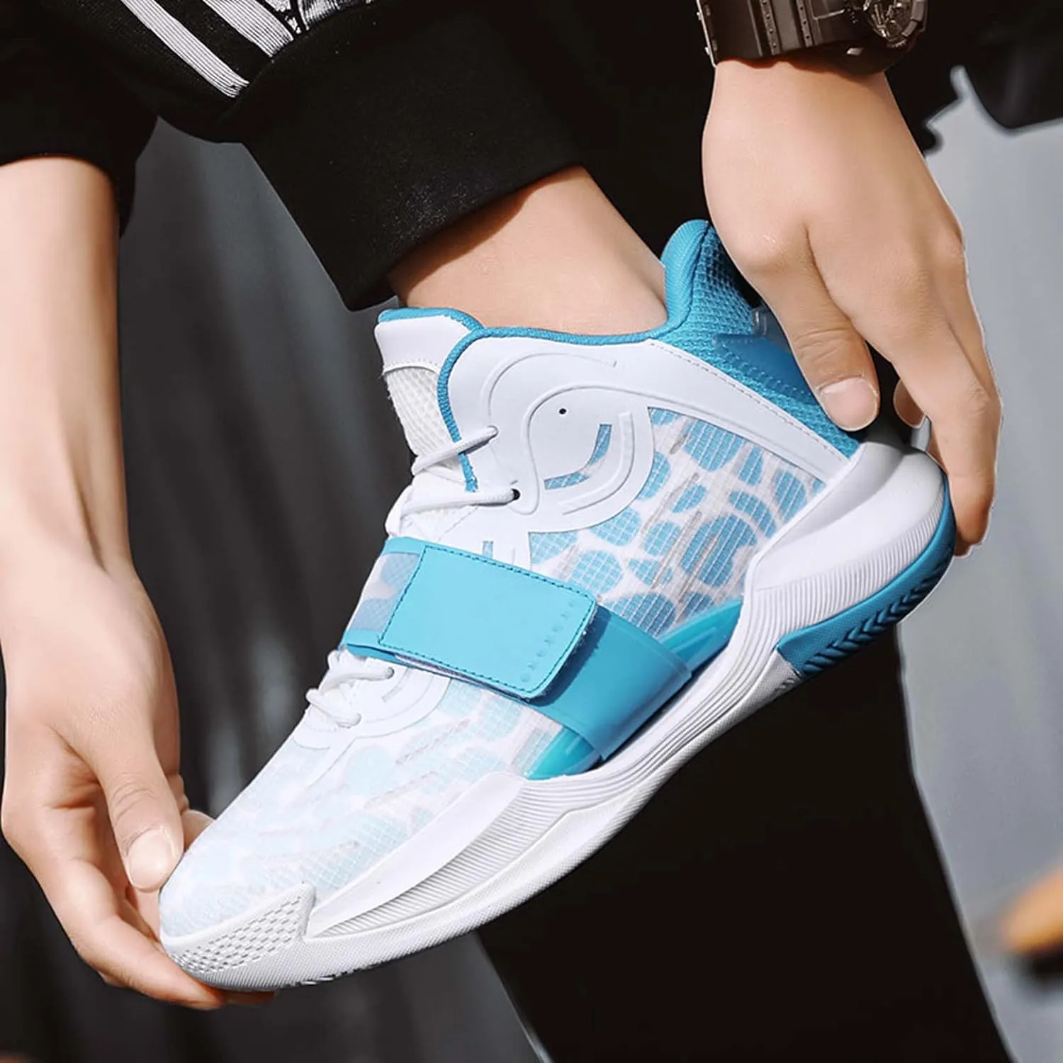 Men Women Fashion Basketball Shoes High Top Running Training Sneakers Breathable Rebound Fitness Tennis Outdoor Casual Walking Sneakers