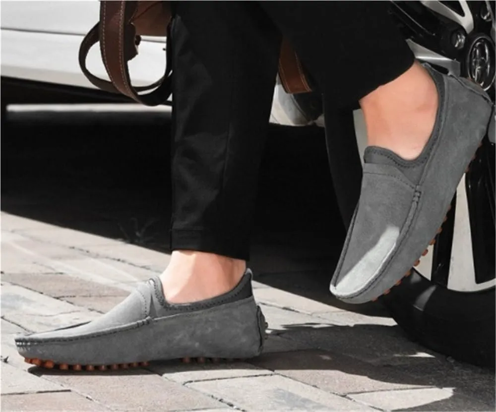 Men's Anti-Slip Lightweight Loafers Comfortable Wedding Fashion Moccasins Shoes Solid Colors Flat Heel Flexible