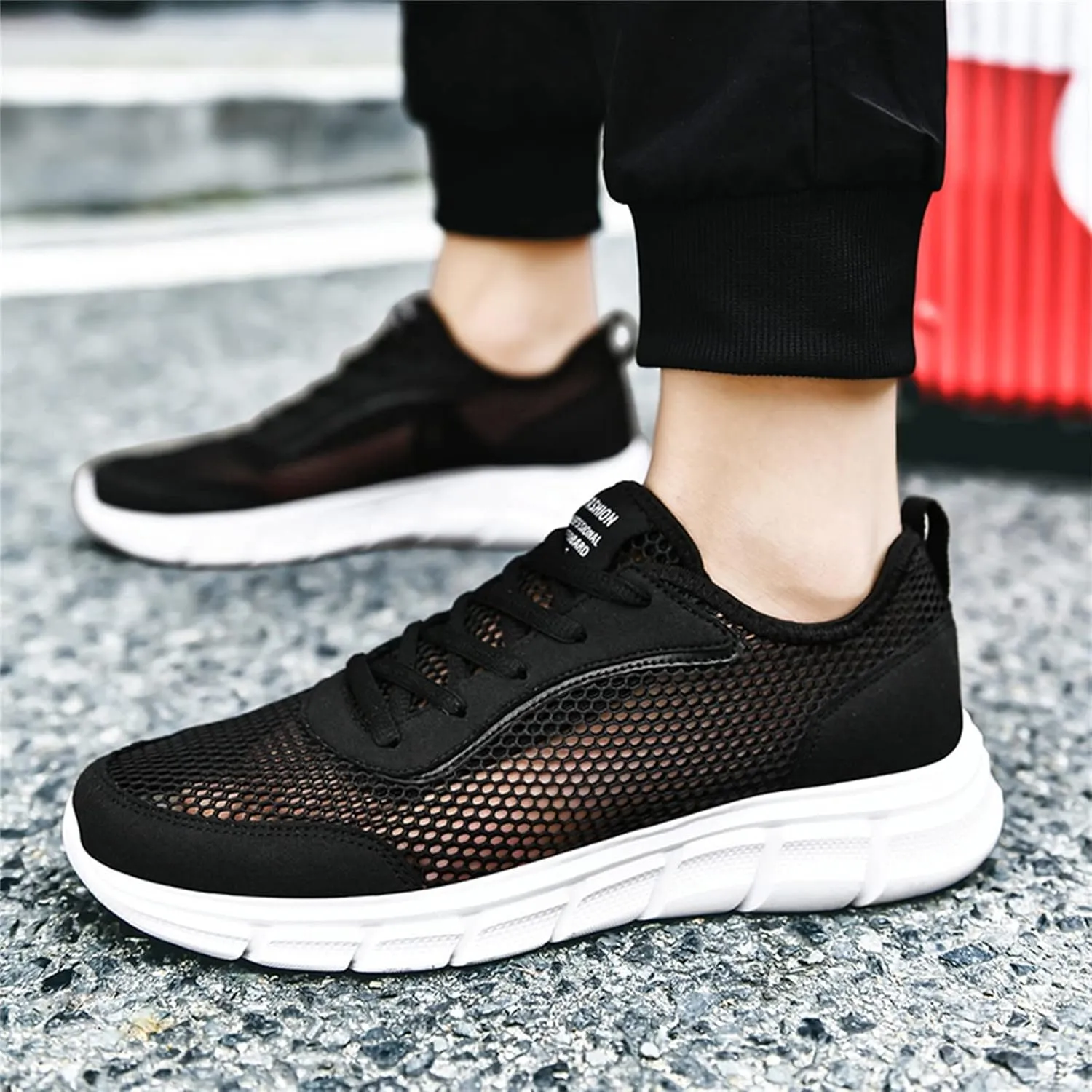 Men's Breathable Barefoot Shoes Breathable and Light Outdoor Comfy Walking Shoe Business Casual Versatile Shoes