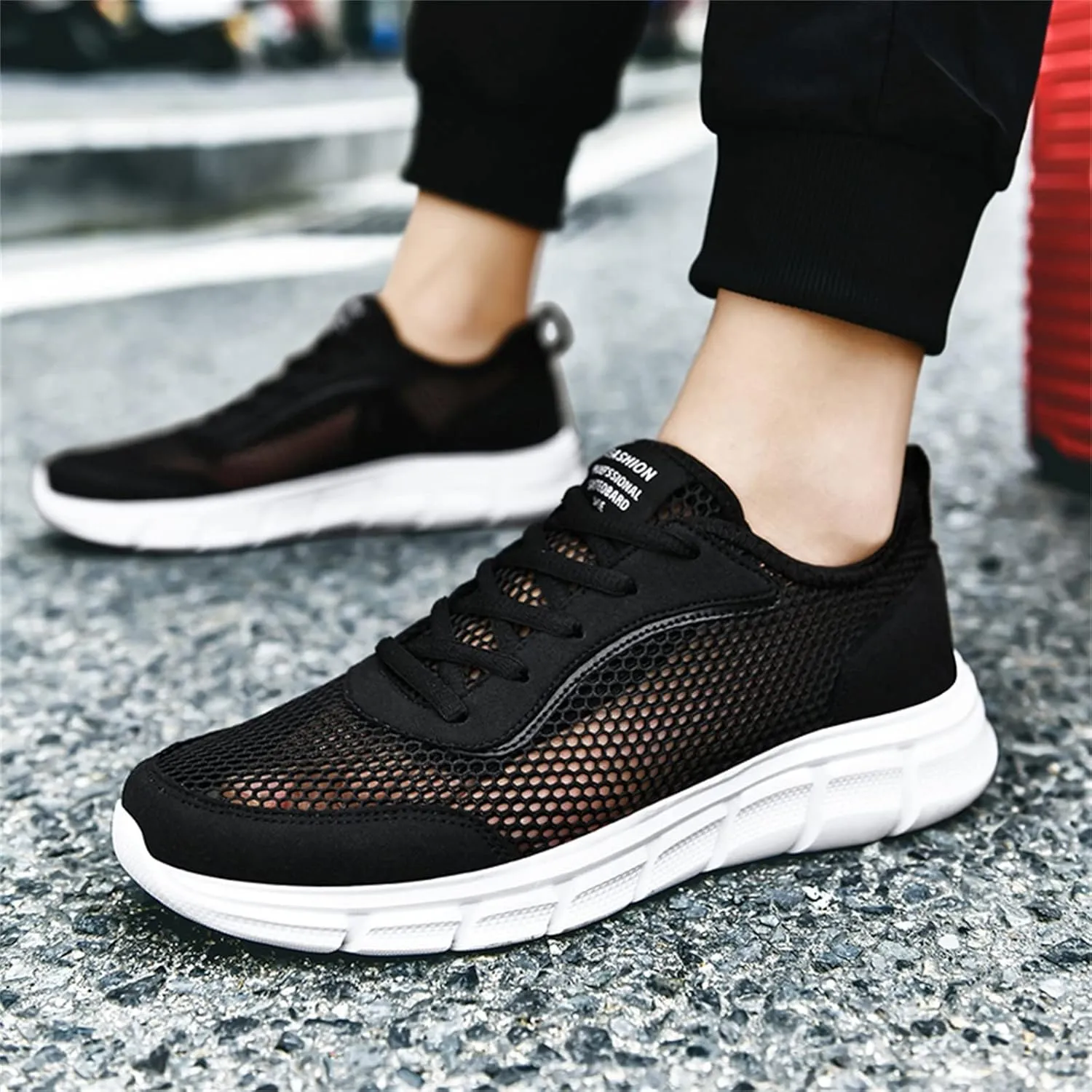 Men's Breathable Barefoot Shoes Breathable and Light Outdoor Comfy Walking Shoe Business Casual Versatile Shoes