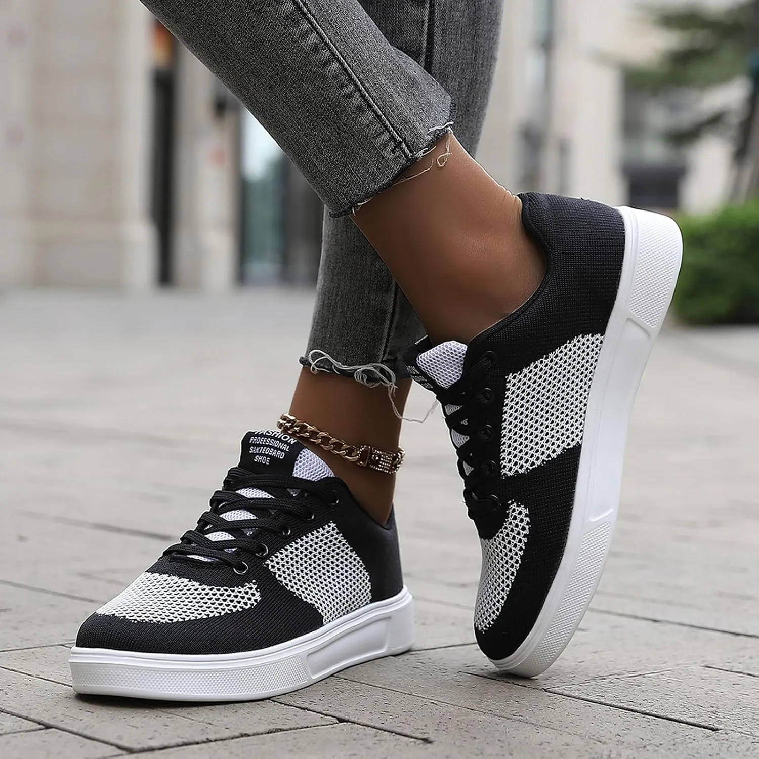 Men's Breathable Mesh Running Shoes Lightweight Breathable Walking Shoe Gym Tennis Lightweight Minimalist Shoes