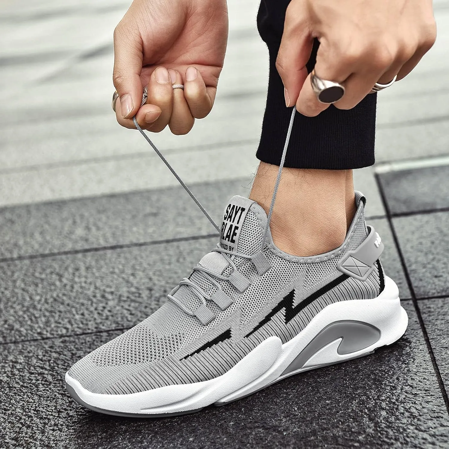 Men's Breathable Stretch Workout Shoes Comfortable Breathable Lace Up Sneaker Men's Sport Breathable Mesh Shoes
