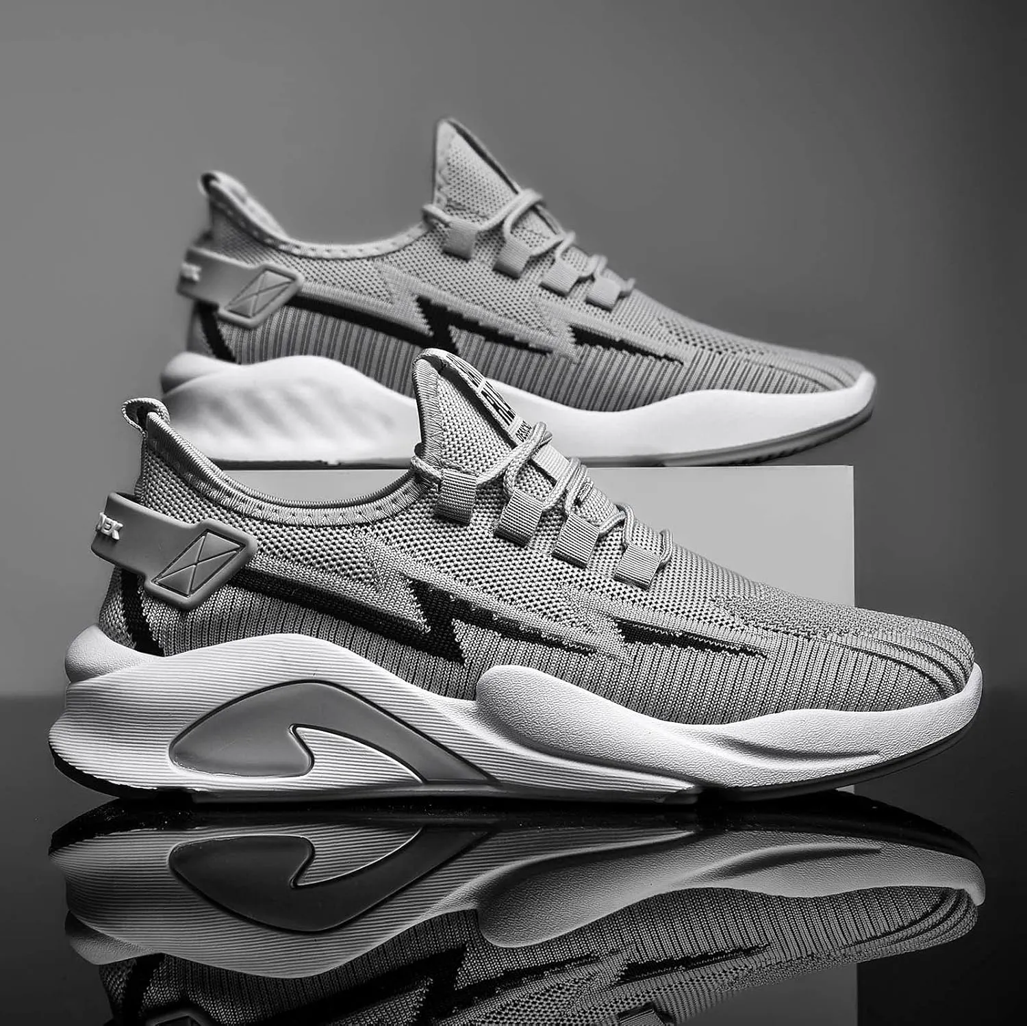 Men's Breathable Stretch Workout Shoes Comfortable Breathable Lace Up Sneaker Men's Sport Breathable Mesh Shoes