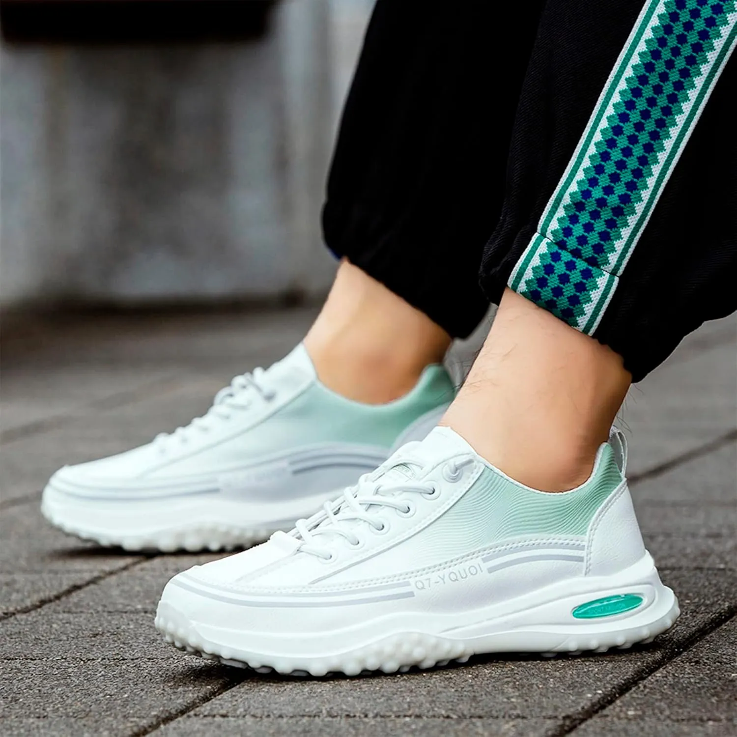 Men's Classic Casual Jogging Sneakers Lightweight Breathable Walking Shoe Gym Tennis Non Slip Barefoot Sneaker