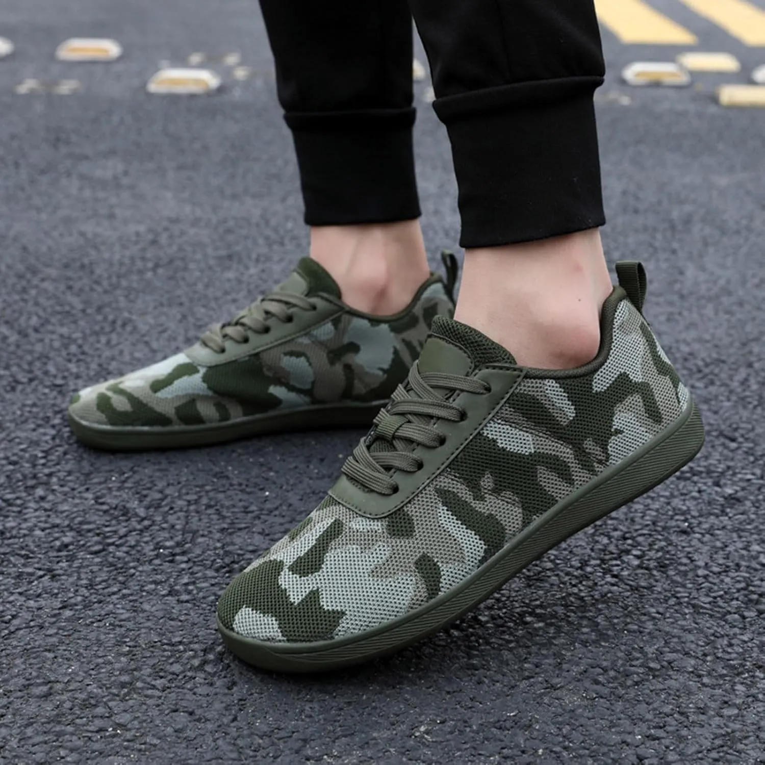 Men's Comfortable Shoes with Pattern Flat Non Slip Sole Breathable Lightweight Daily Walking Shoes Ideal Gift for Father and Boyfriend Green Footwear Male Slip On Sneakers