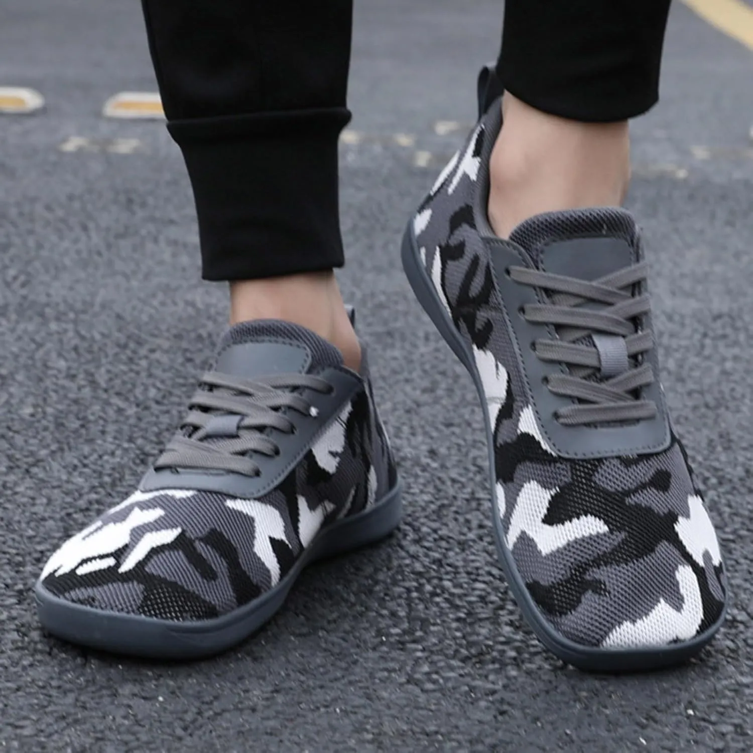 Men's Comfortable Shoes with Pattern Flat Non Slip Sole Breathable Lightweight Daily Walking Shoes Ideal Gift for Father and Boyfriend Green Footwear Male Slip On Sneakers