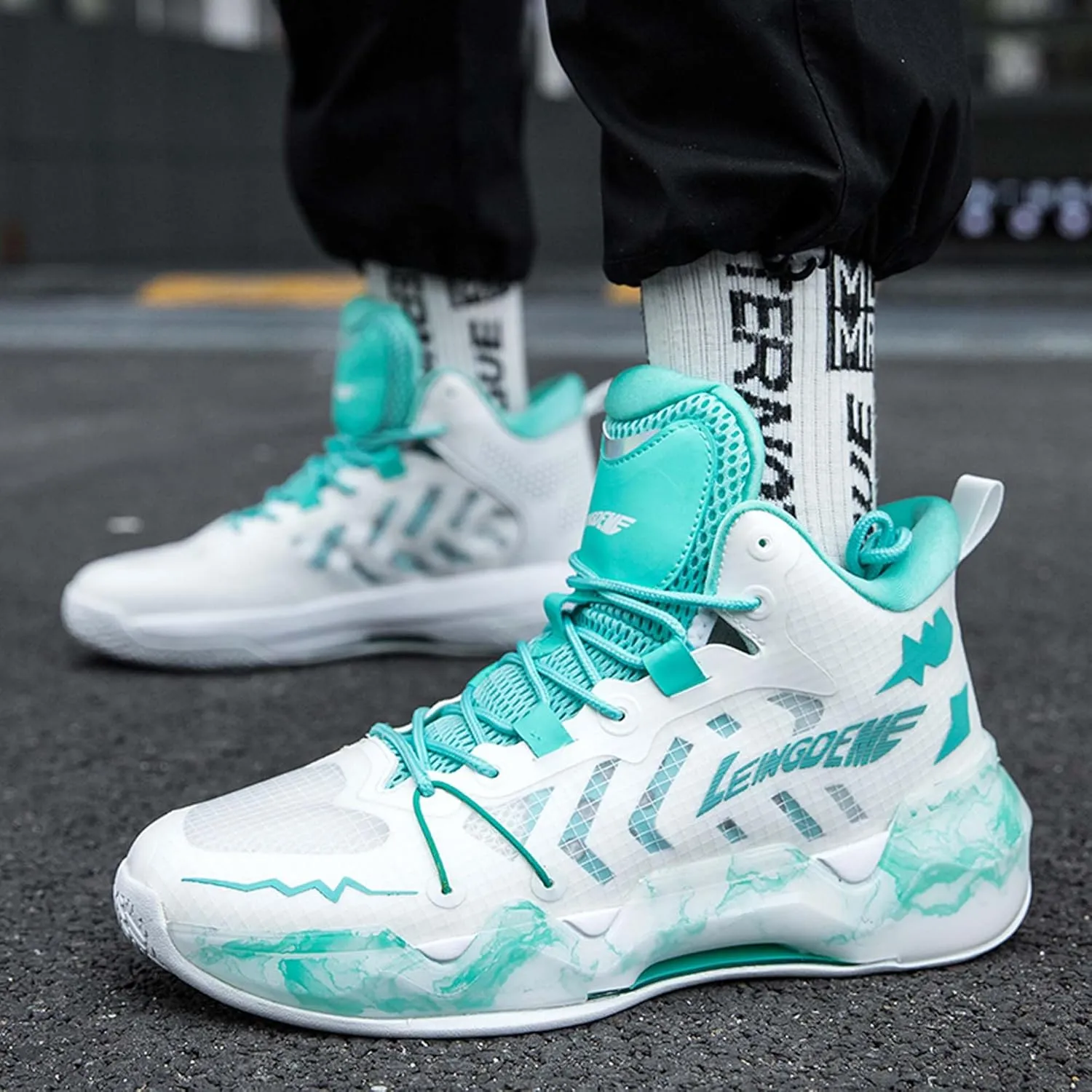 Men's Fashion Basketball Shoes Sneakers Women's High Top Breathable Tennis Running Shoes Comfortable Non-Slip Arch Support Team Training Shoes
