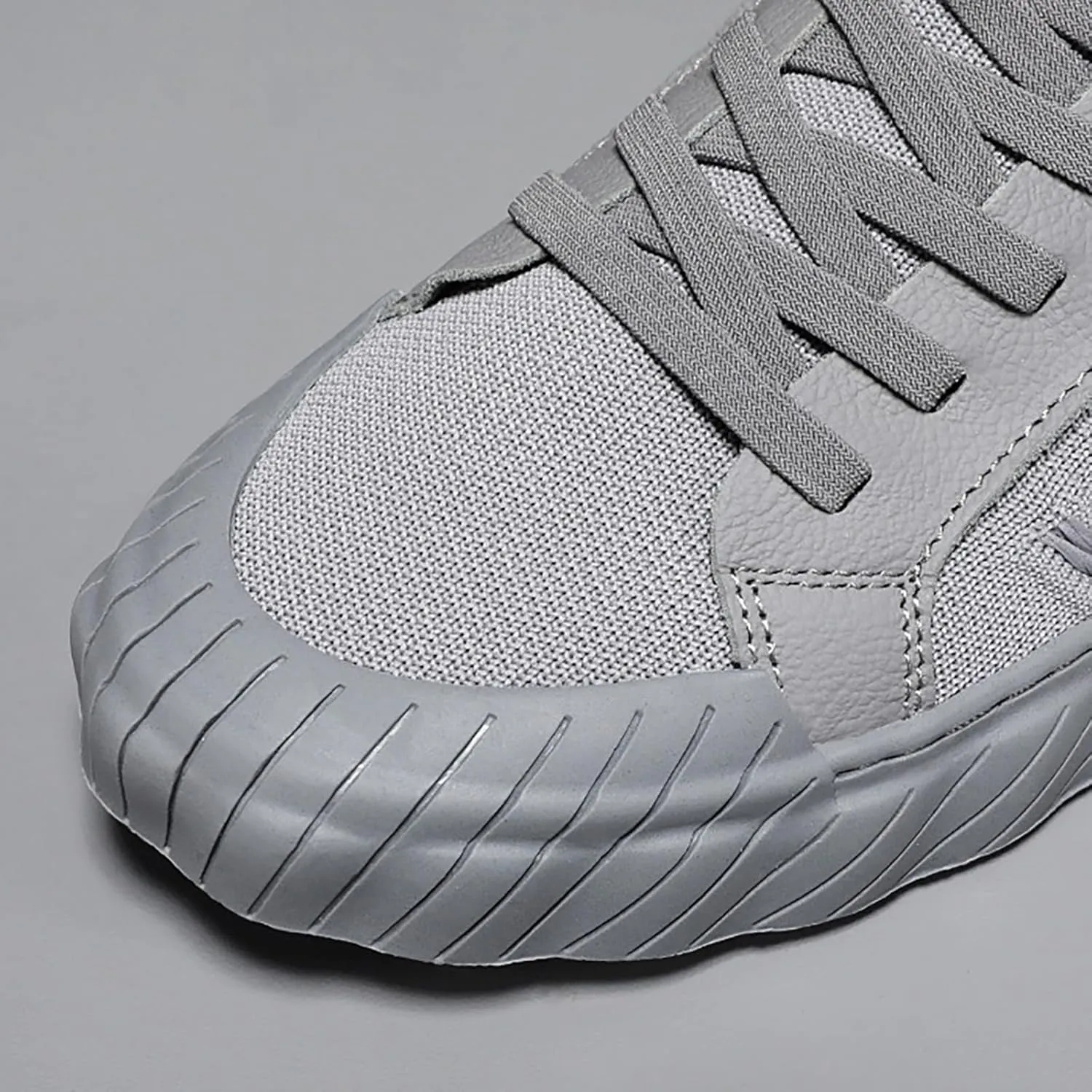 Men's Fashion Shoes Daily Working All Day Comfort Flat Sneakers for Men with Non Slip Comfortable Thick Sole Breathable Mesh Lace up Black Footwear Four Seasons Shoes Male
