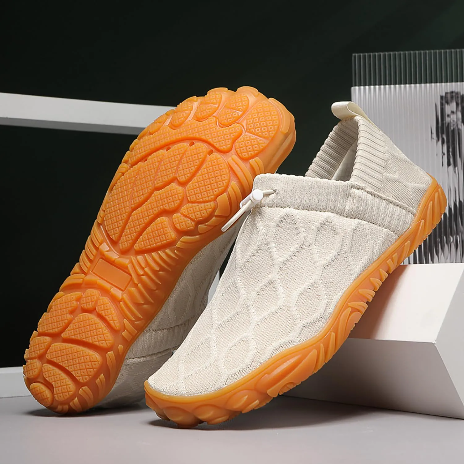 Men's Hiking Sneakers Knitted Non-Slip Walking Shoes Slip-On Breathable Mesh Outdoor Shoes Boating Surfing Walking