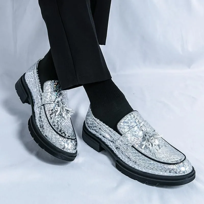 Mens Loafers British Style Tassels Round Toe Slip on Soft Sole Fashion Classic Formal Business Dress Wedding Groom Leather Shoes