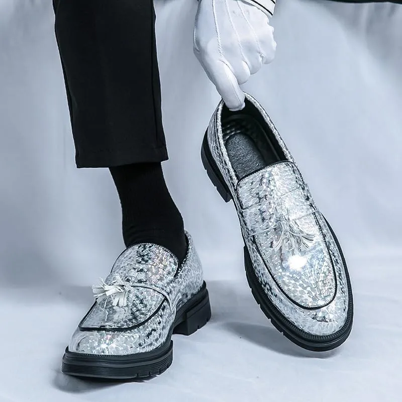 Mens Loafers British Style Tassels Round Toe Slip on Soft Sole Fashion Classic Formal Business Dress Wedding Groom Leather Shoes