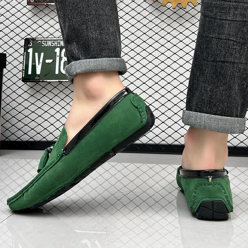 Men's Loafers Round Toe Vegan Suede Leather Driving Loafers with Tassel Comfortable Lightweight Flexible Outdoor Slip-ons