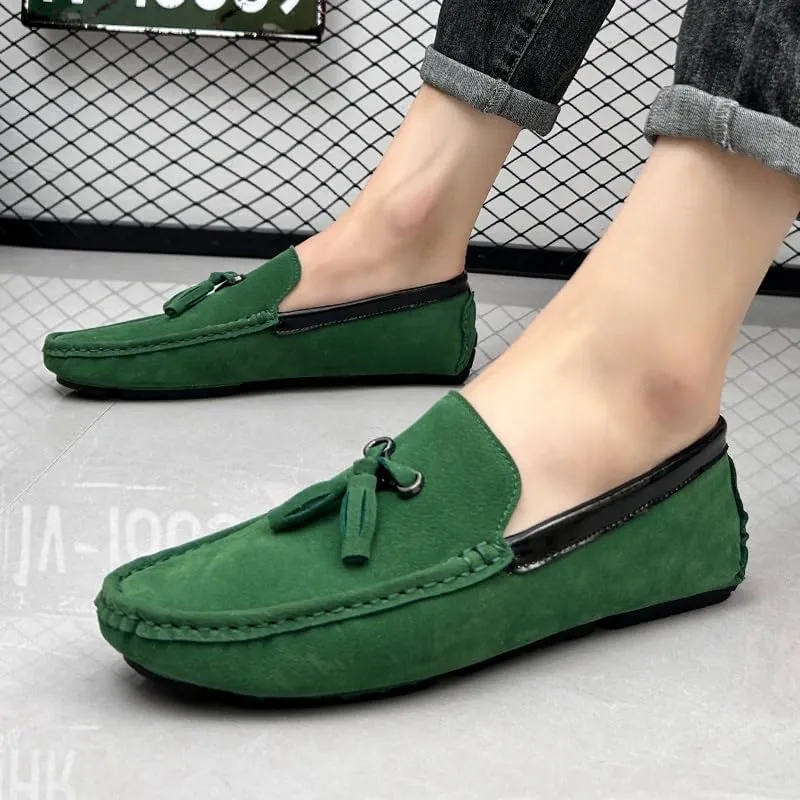 Men's Loafers Round Toe Vegan Suede Leather Driving Loafers with Tassel Comfortable Lightweight Flexible Outdoor Slip-ons