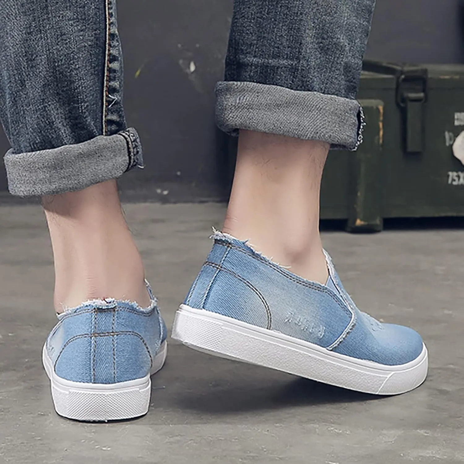 Men's Slip Shoes Men's New Spring and Fisherman's Shoes Canvas Thick Soled Denim Slip On