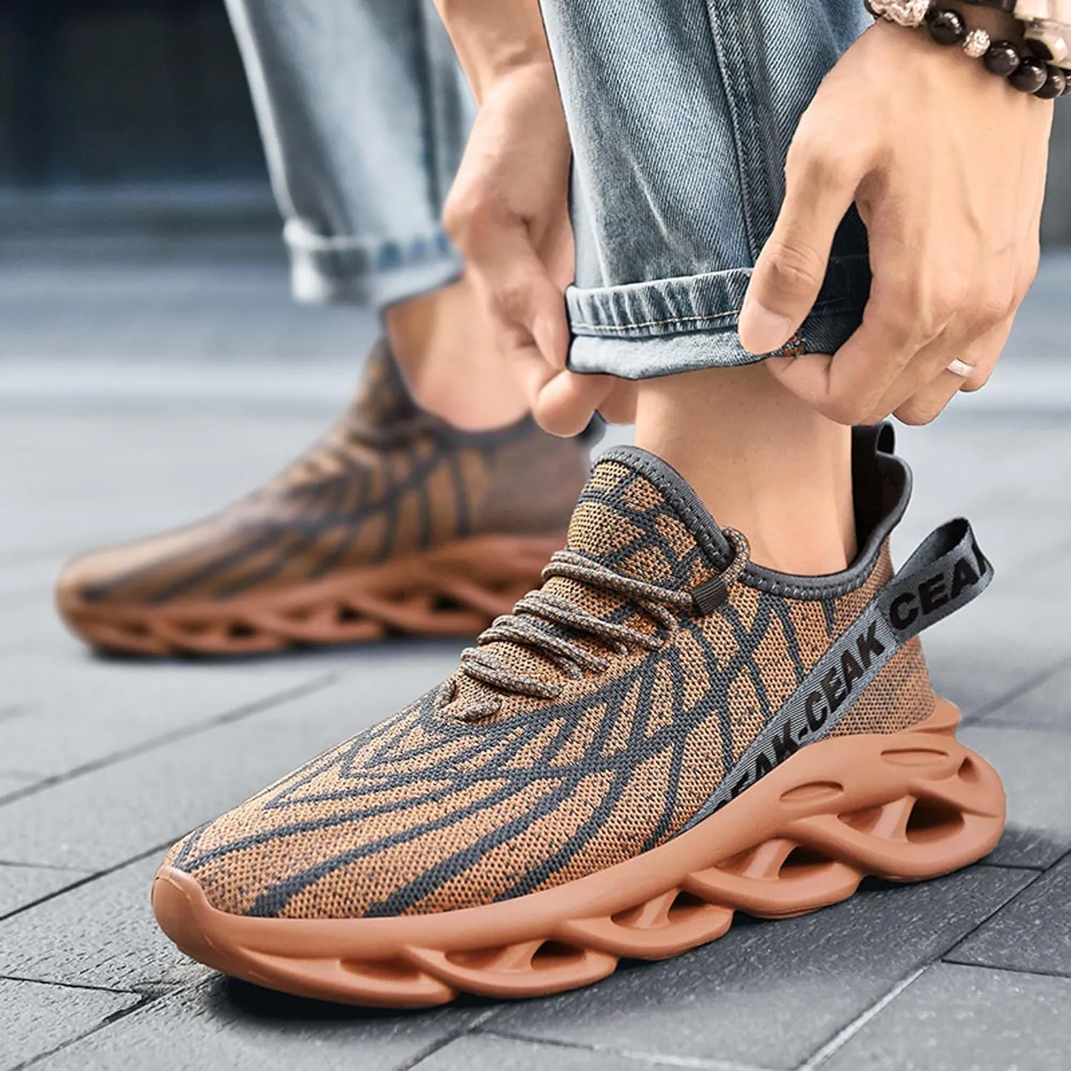 Men's Sports Running Shoes - Breathable Mesh - Fashion Sneakers - Men's Plus Size Basketball Shoes Non-slip Cushioned Walking Shoes - Fitness Tennis Work Shoes