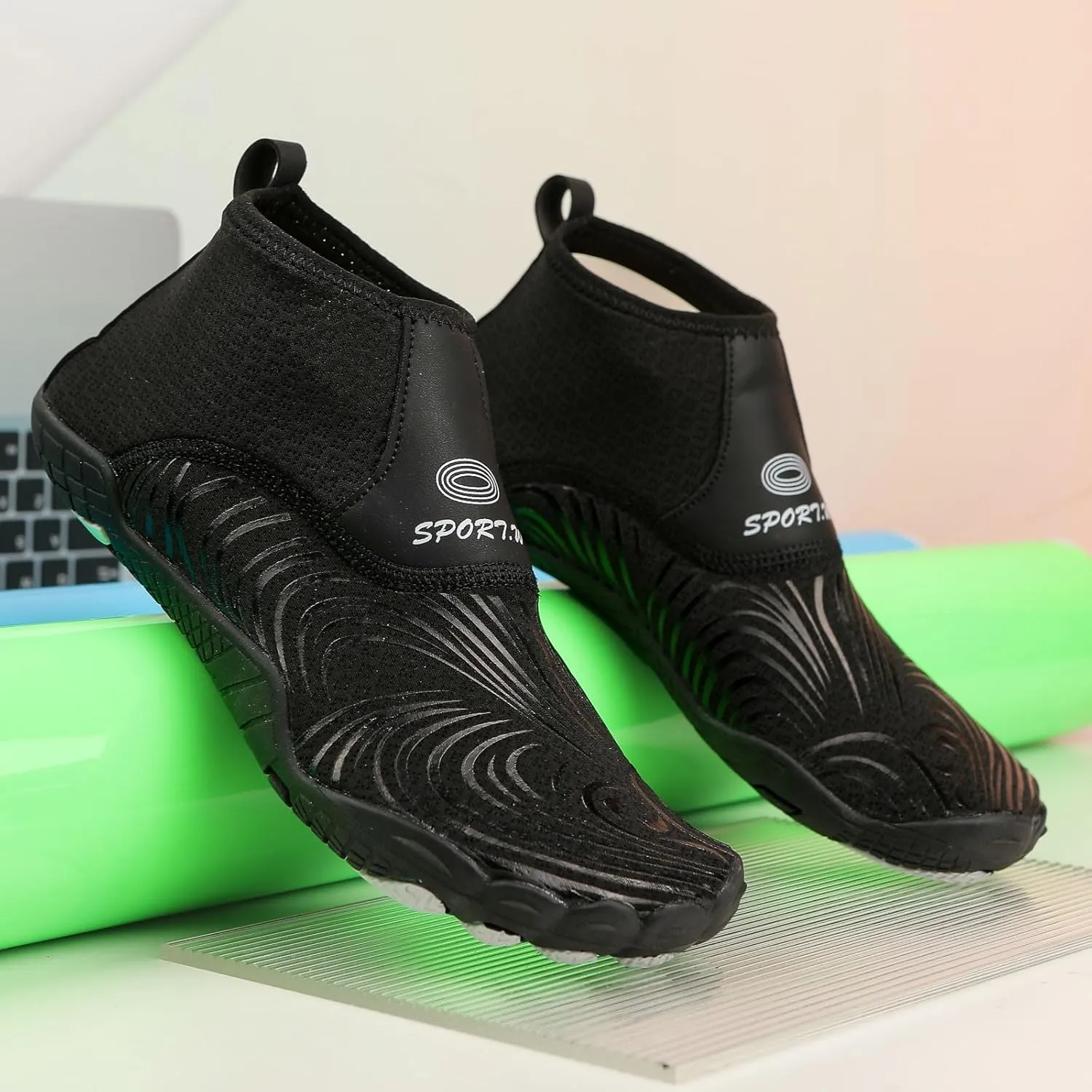 Men's Stretch Shoes Water Socks Beach Shoes Swim Surf Yoga Exercise Elastic Slip On Barefoot