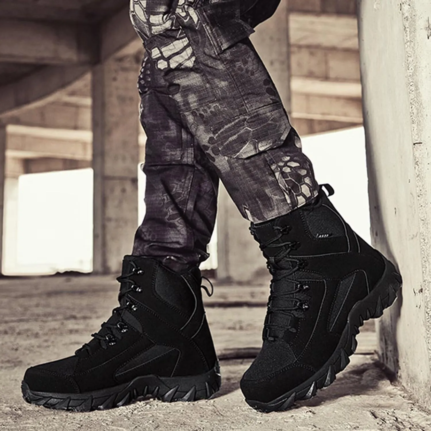 Men's Tactical Boots Lightweight Work Boots for Durable Suede Leather Military Breathable Jungle Desert Combat Boots