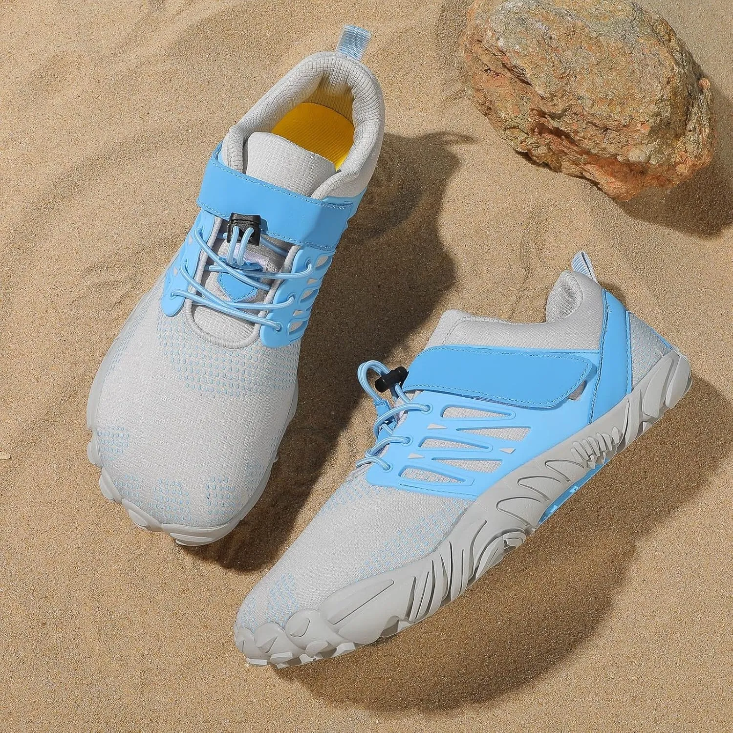 Mens Womens Water Shoes Wading Diving Beach Walking Hiking Quick Drying Sports Aqua Shoes with Adjustable Strap Indoor Fitness Comfy Cushioned Thick Sole Shoe Sumemr Barefoot Wear 2025 Couple Sneaker