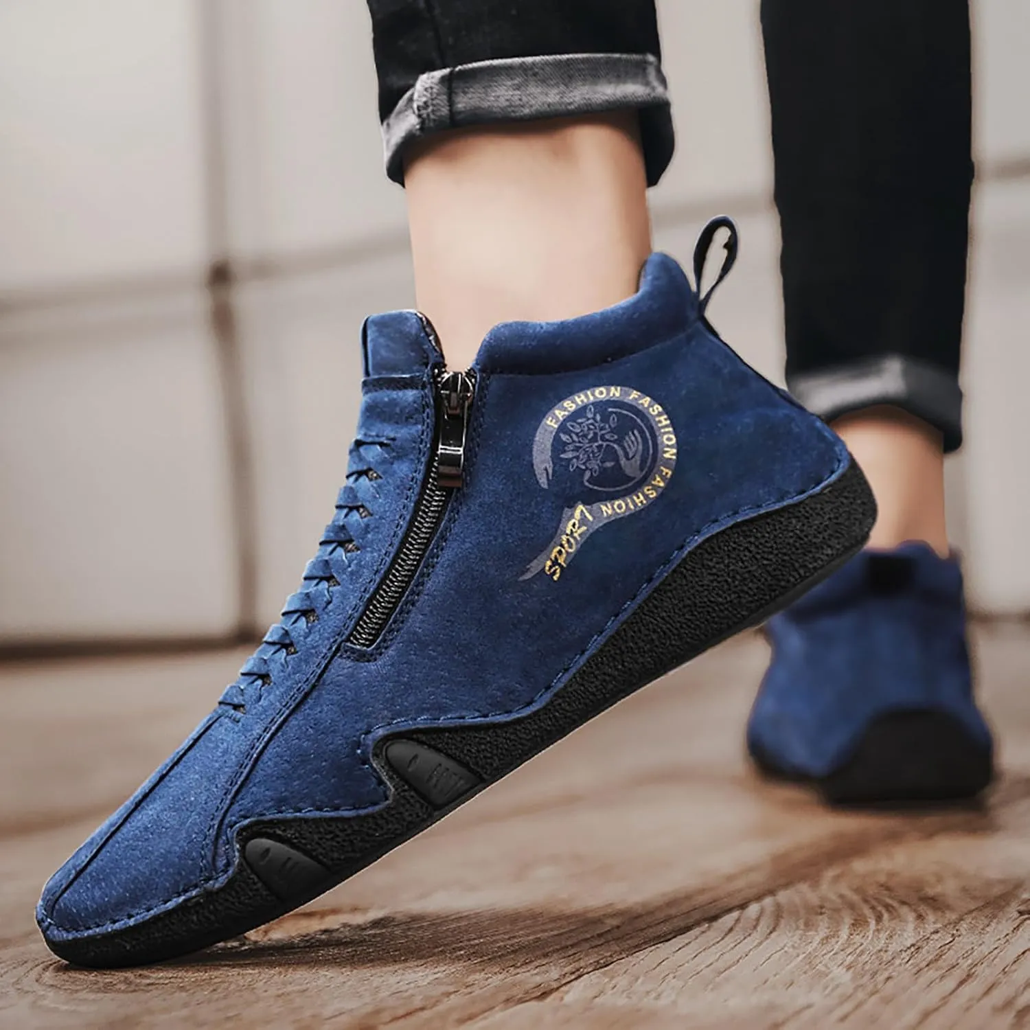 New Spring and Men's Leather Shoes Korean Fashion Zipper Short Boots Shoe Sneaker Crease Shield Men