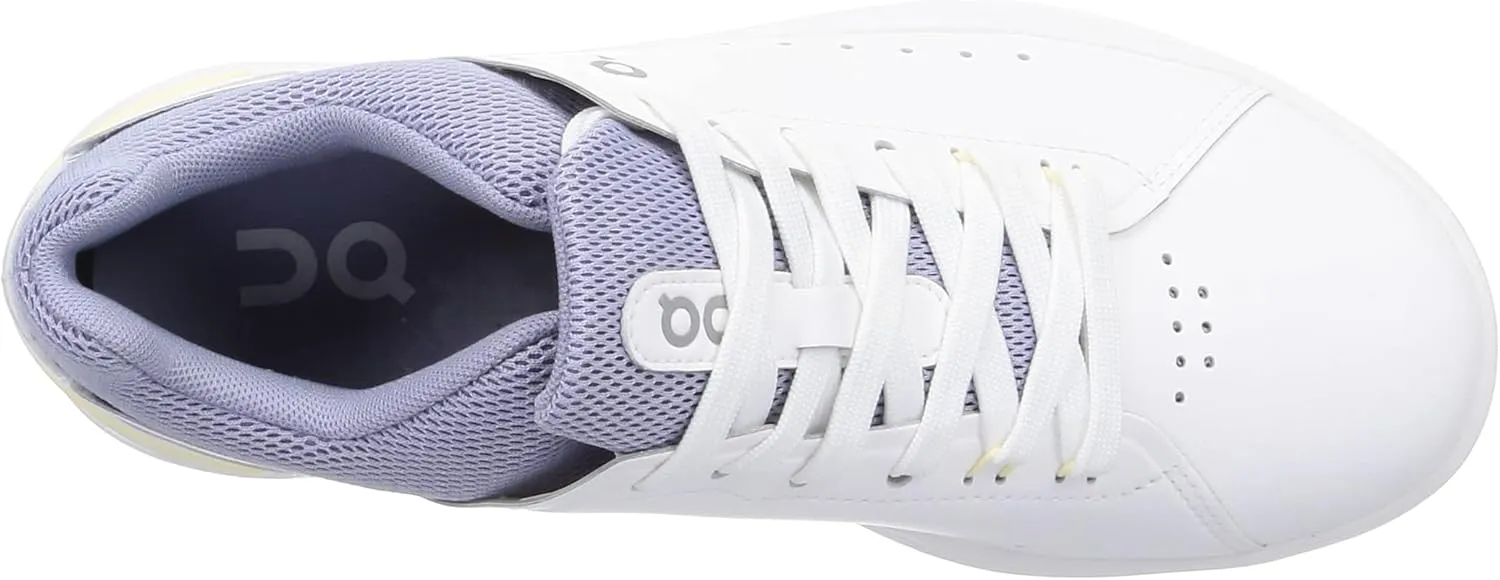 On Women's The Roger Advantage Sneakers