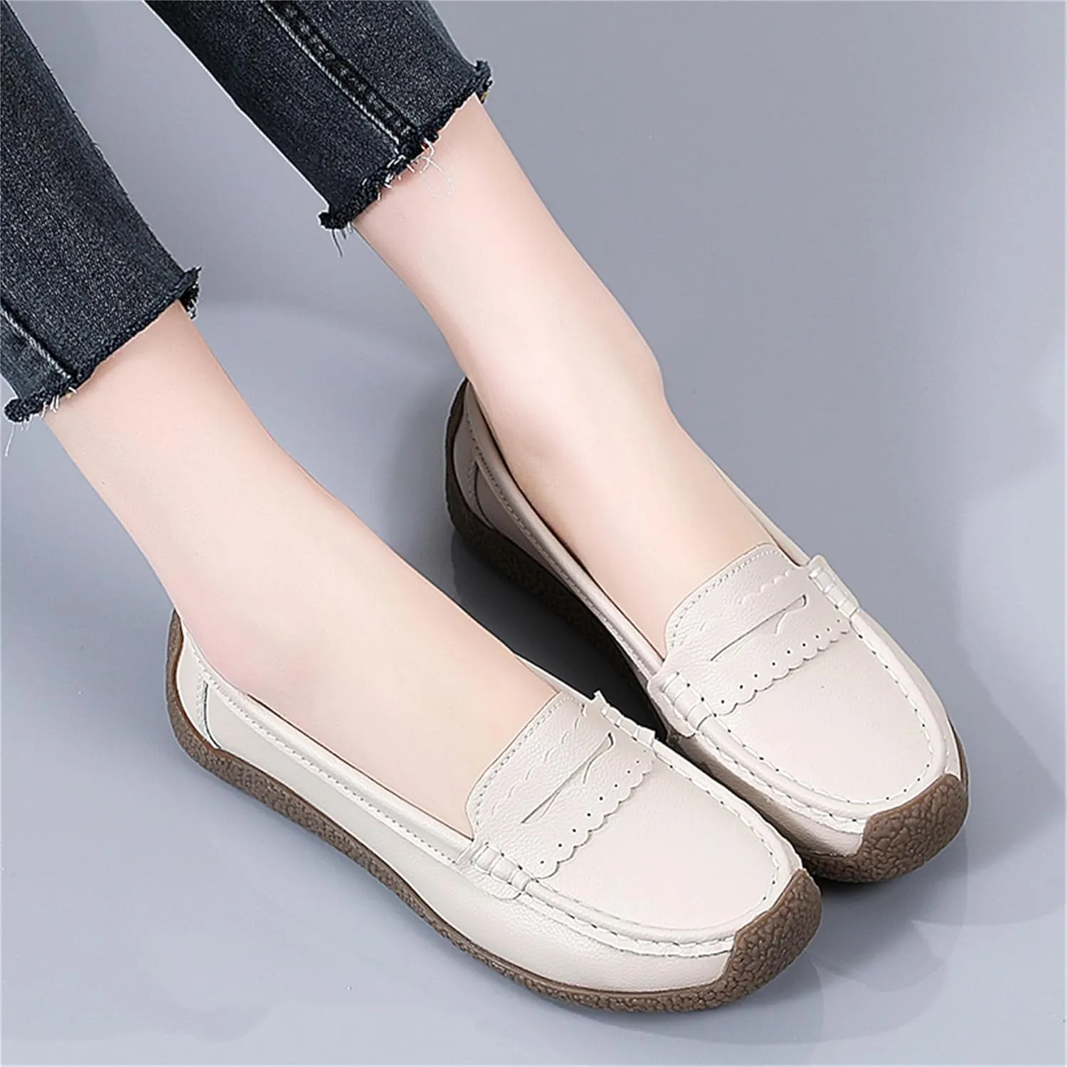 Veroders Classic Flats Loafer Shoes for Women Breathable Lightweight Flexible Leather Loafers