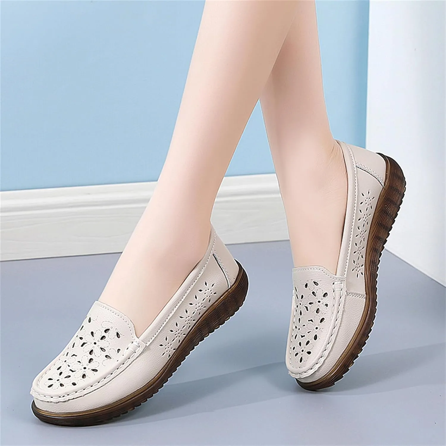 Veroders Classic Flats Loafer Shoes for Women Breathable Lightweight Flexible Leather Loafers