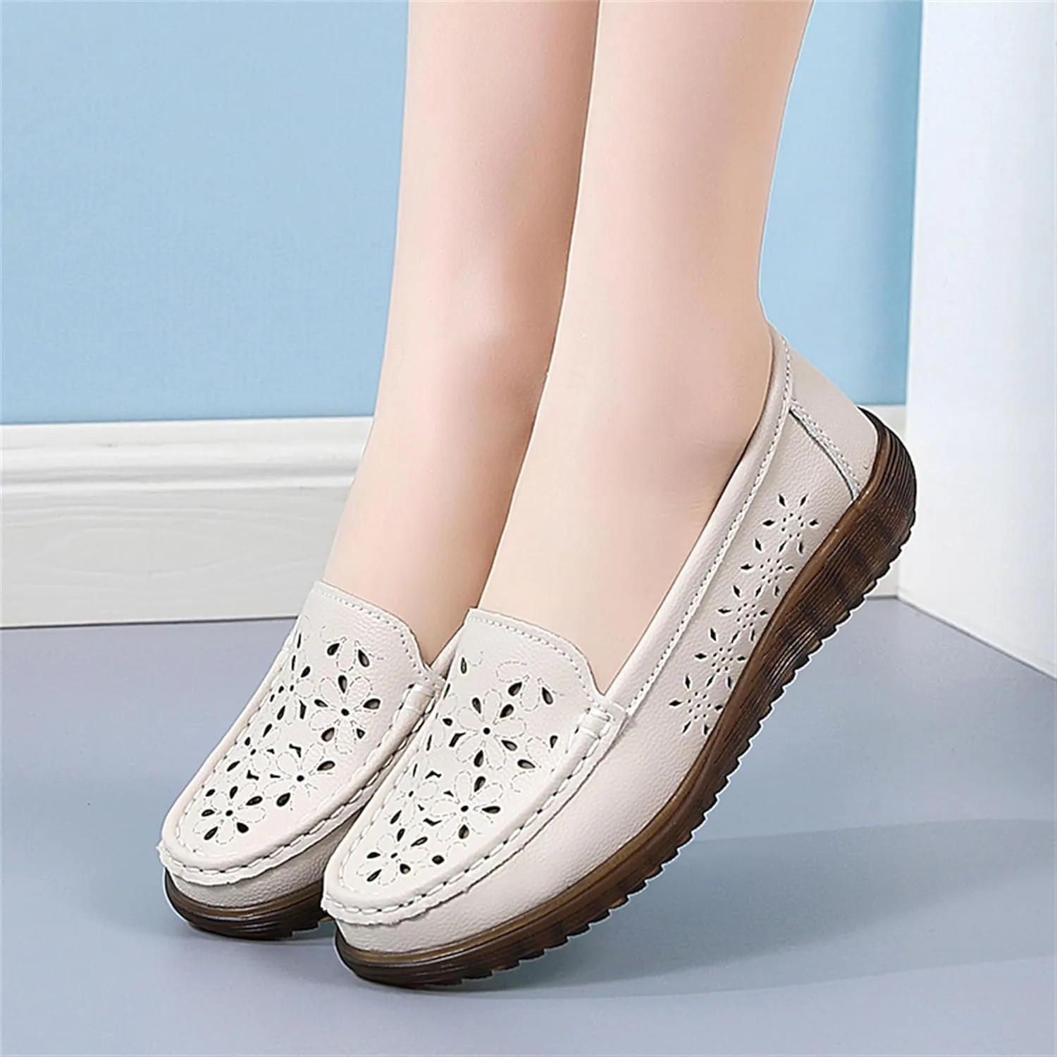 Veroders Classic Flats Loafer Shoes for Women Breathable Lightweight Flexible Leather Loafers