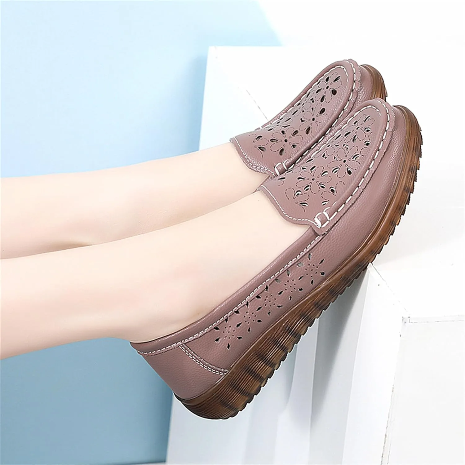 Veroders Classic Flats Loafer Shoes for Women Breathable Lightweight Flexible Leather Loafers