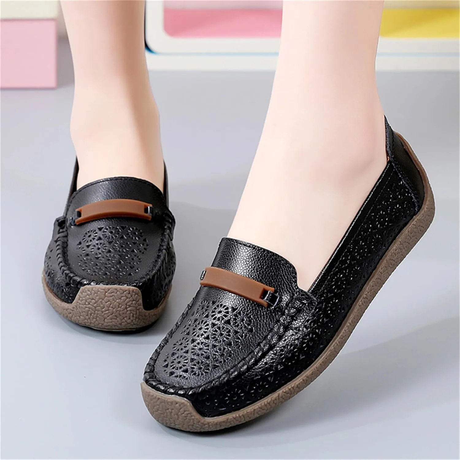 Veroders Leather Loafers Classic Flats Loafer Shoes for Women Breathable Lightweight Flexible School Casual