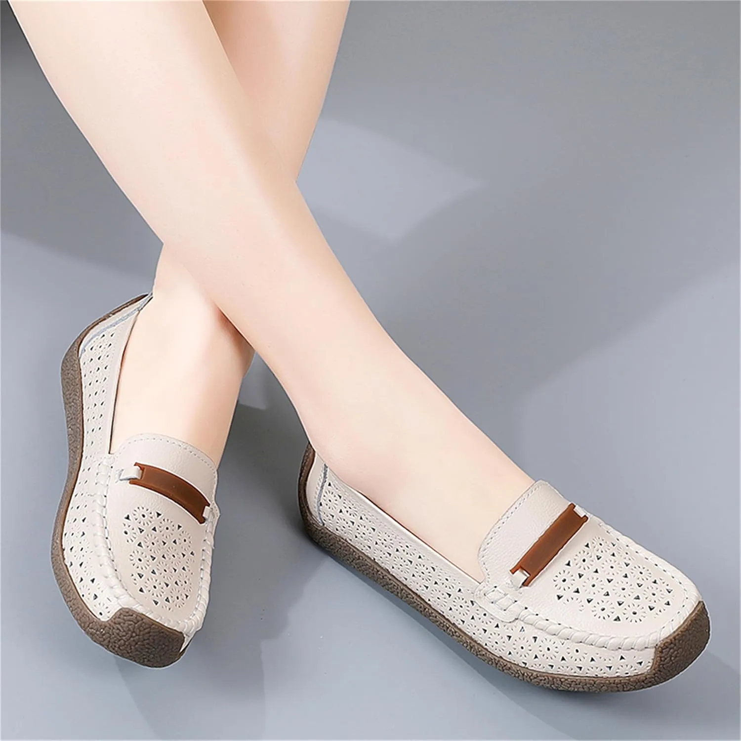 Veroders Leather Loafers Classic Flats Loafer Shoes for Women Breathable Lightweight Flexible School Casual