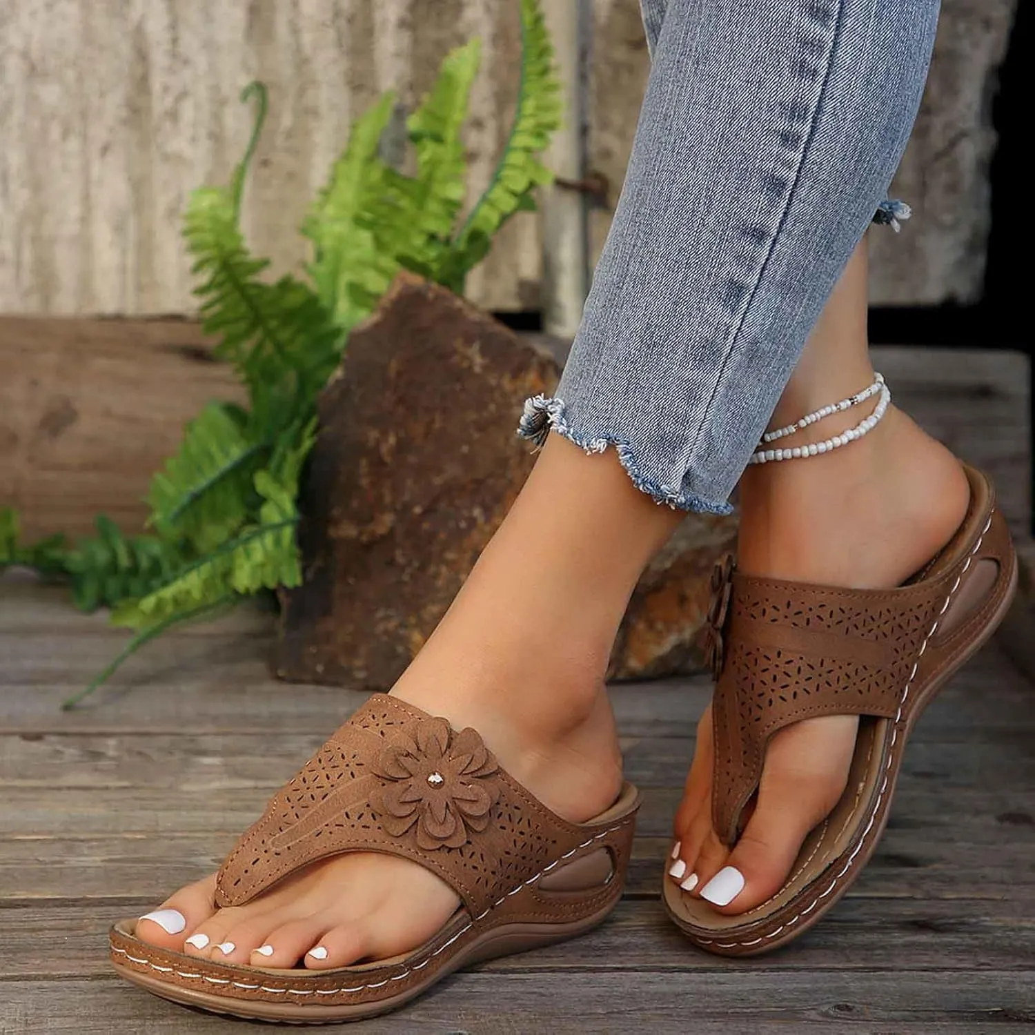 Women's Comfortable Wedge Sandals Open Toe Flip Flops Casual Walking Shoes with Arch Support for Summer Spring