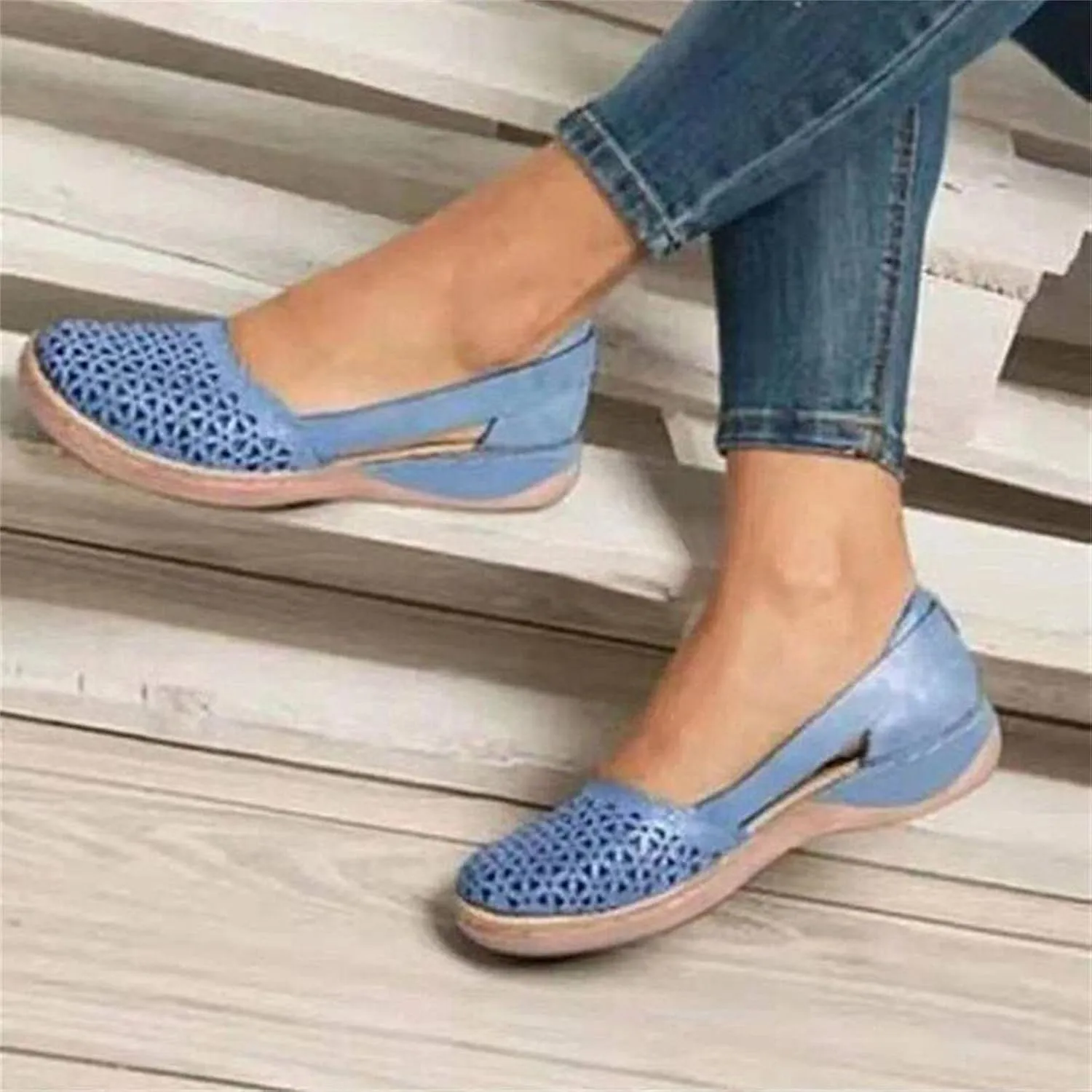 Women's Slip-On Casual Shoes Loafer Comfortable & Light-Weight Cute Loafer Slip on Walking Driving Shoes