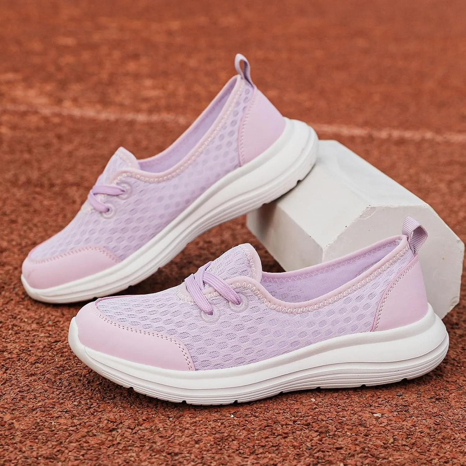 Womens Walking Sneakers Women Lace Up Shoes Flats Casual Shoes Lightweight Work Shoes Breathable Slip Work Trainers