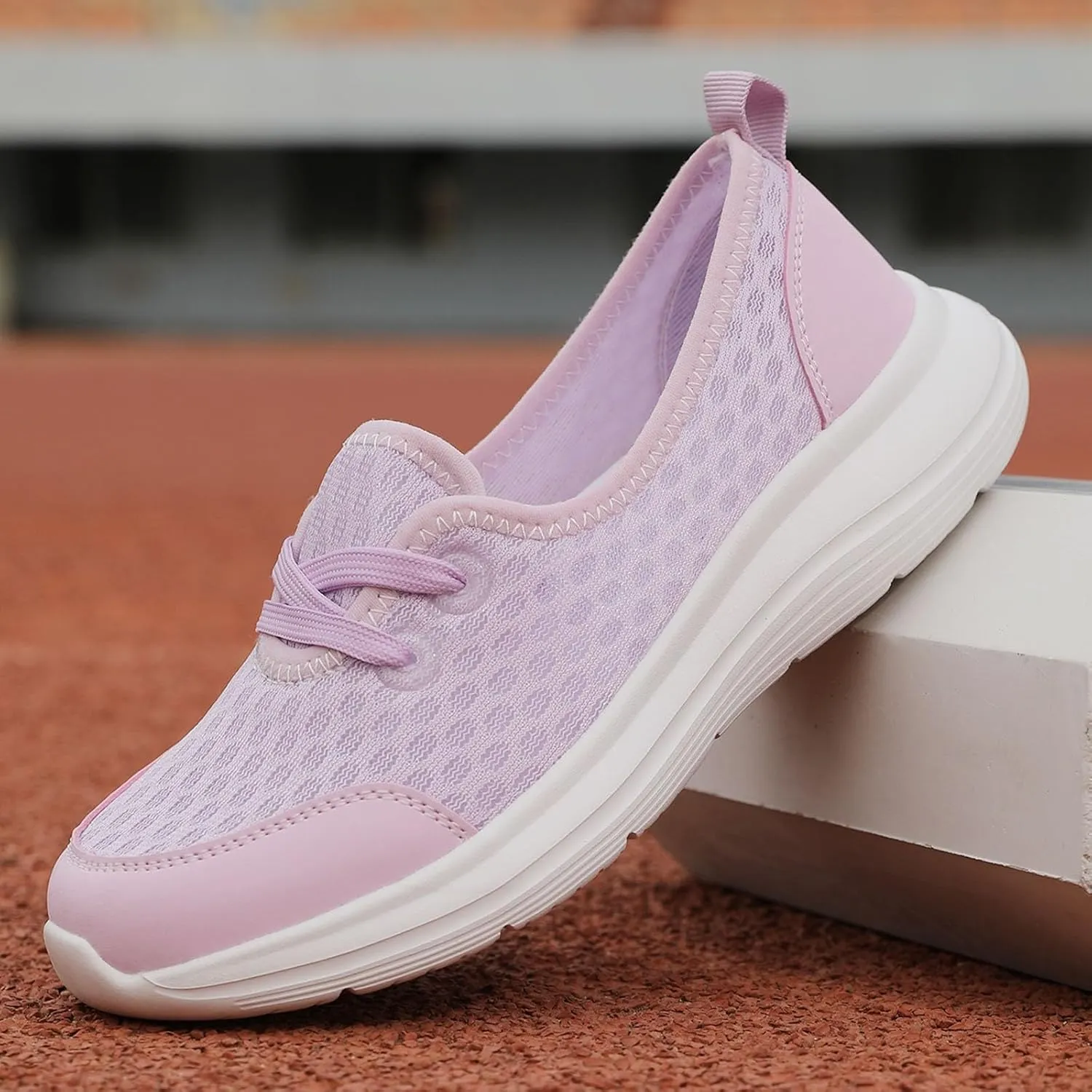 Womens Walking Sneakers Women Lace Up Shoes Flats Casual Shoes Lightweight Work Shoes Breathable Slip Work Trainers