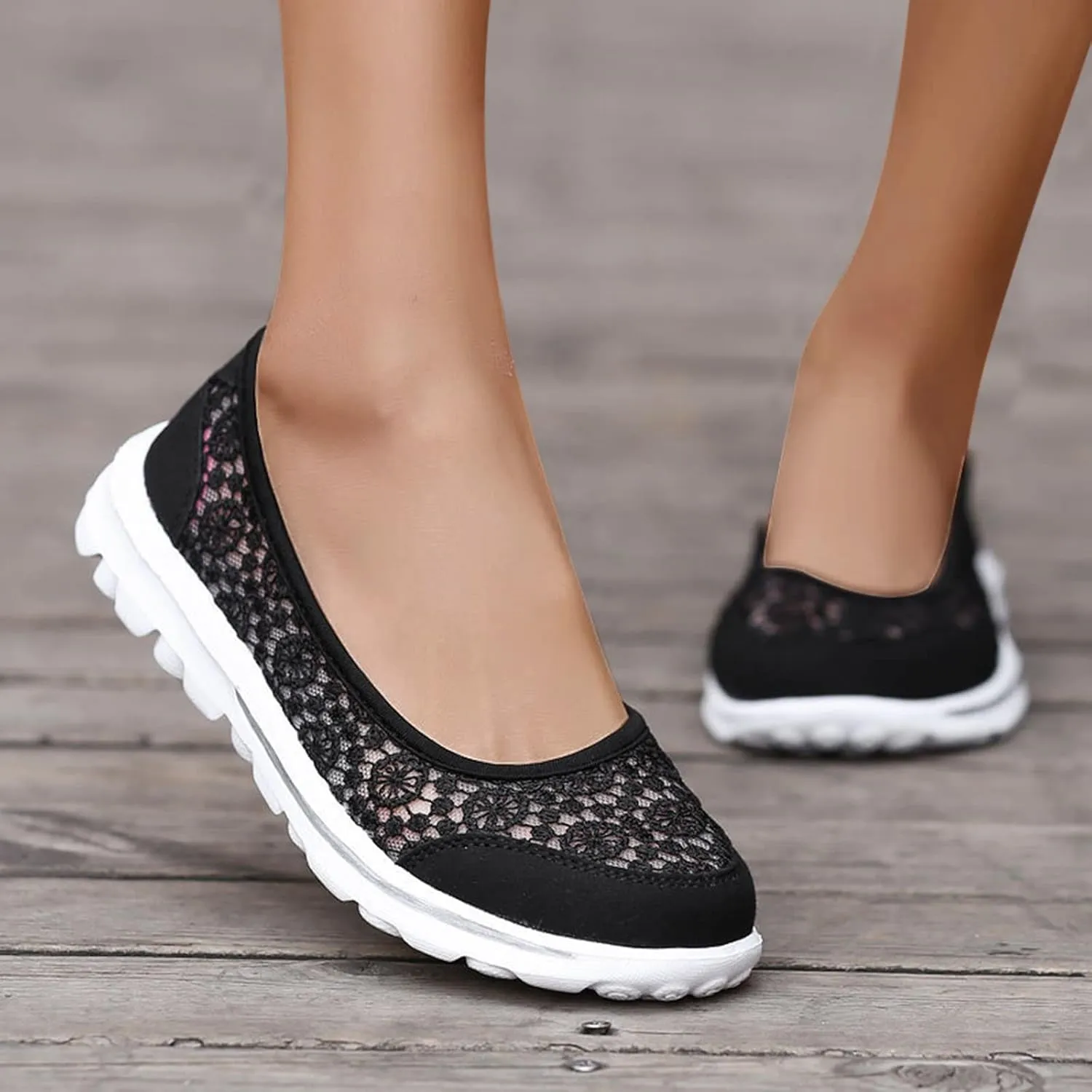 Womens Walking Sneakers Women Lace Up Shoes Flats Casual Shoes Lightweight Work Shoes Breathable Slip Work Trainers